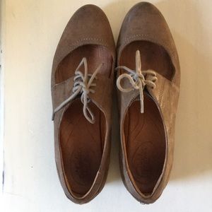 Clark’s Indigo Size 9